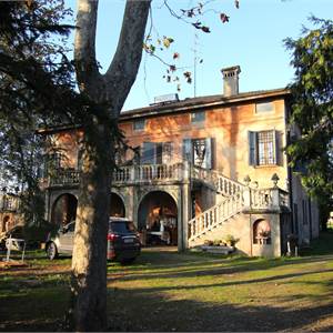 Casa singola In Vendita a Reggio nell'Emilia