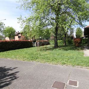Villa Bifamiliare In Vendita a Scandiano