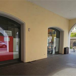 Negozio In Affitto a Rubiera