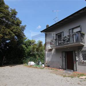 Porzione di Casa In Vendita a Scandiano