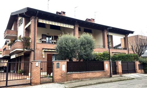 RUBIERA VENDESI VILLETTA CENTRALE