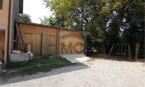 CASALGRANDE PORZIONE DI CASA RISTRUTTURATA 